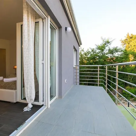 Lovely In Biograd With Wifi Casa vacanze Biograd Na Moru