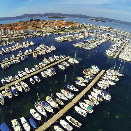 Lovely In Biograd With Wifi *